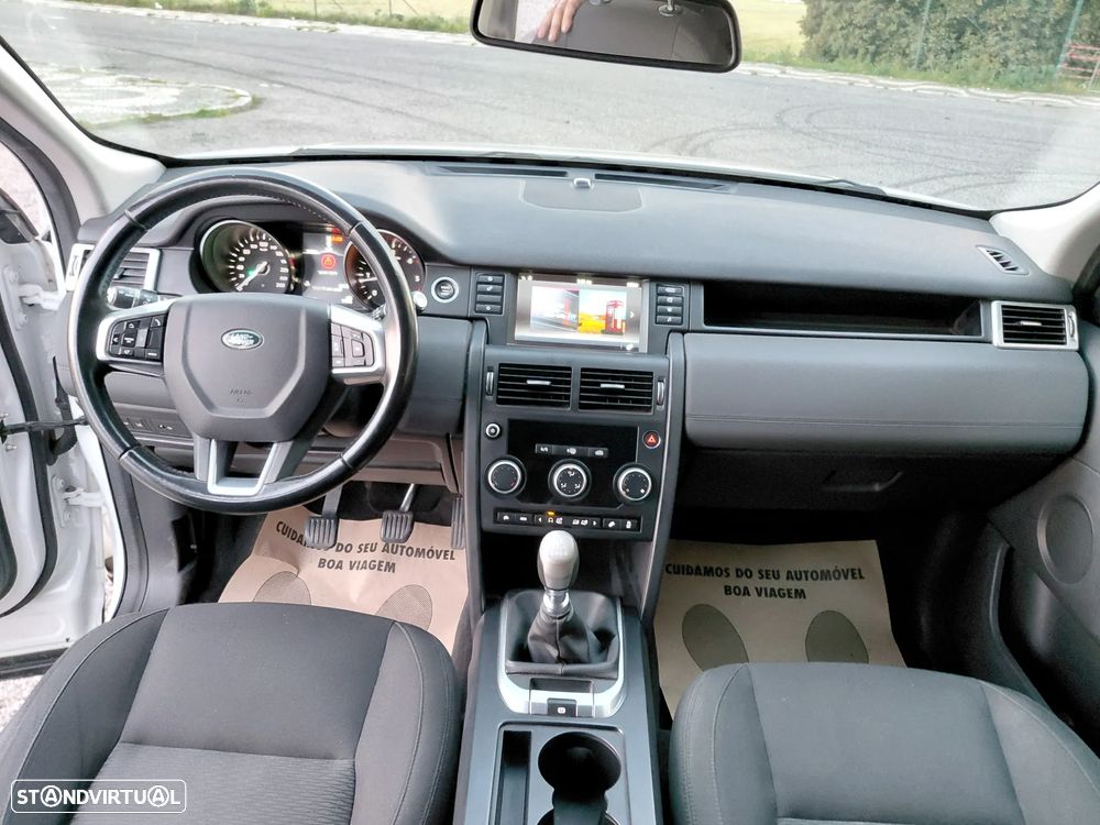 Land Rover Discovery Sport 2.0 TD4 HSE - 25