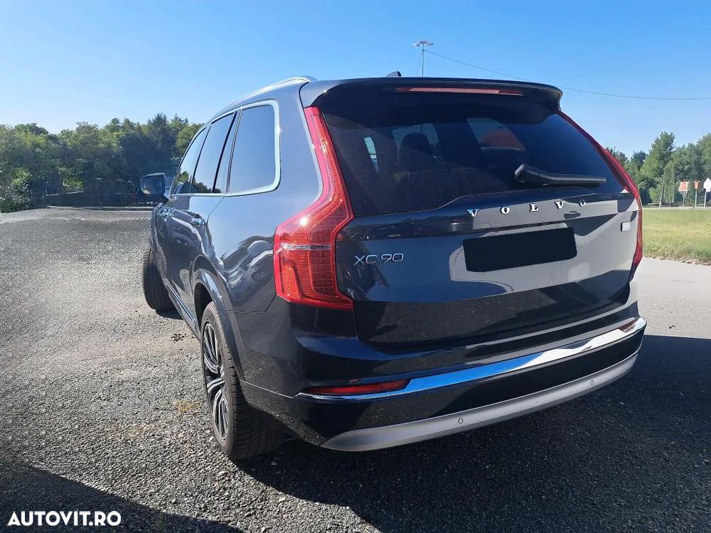 Volvo XC 90 T8 AWD Recharge Geartronic Inscription Edition - 4