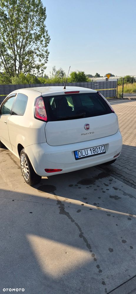 Fiat Punto 1.4 Easy S&S - 11