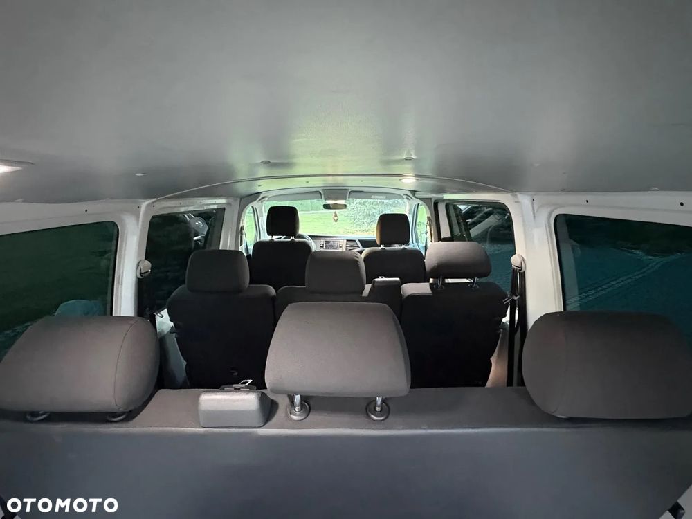 Volkswagen Transporter - 25