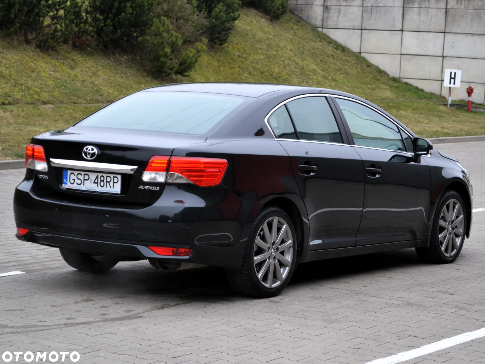 Toyota Avensis 2.0 Prestige NAVI MS - 2