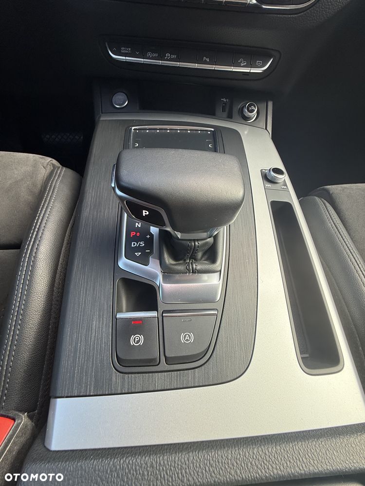 Audi Q5 35 TDI mHEV S Line S tronic - 13