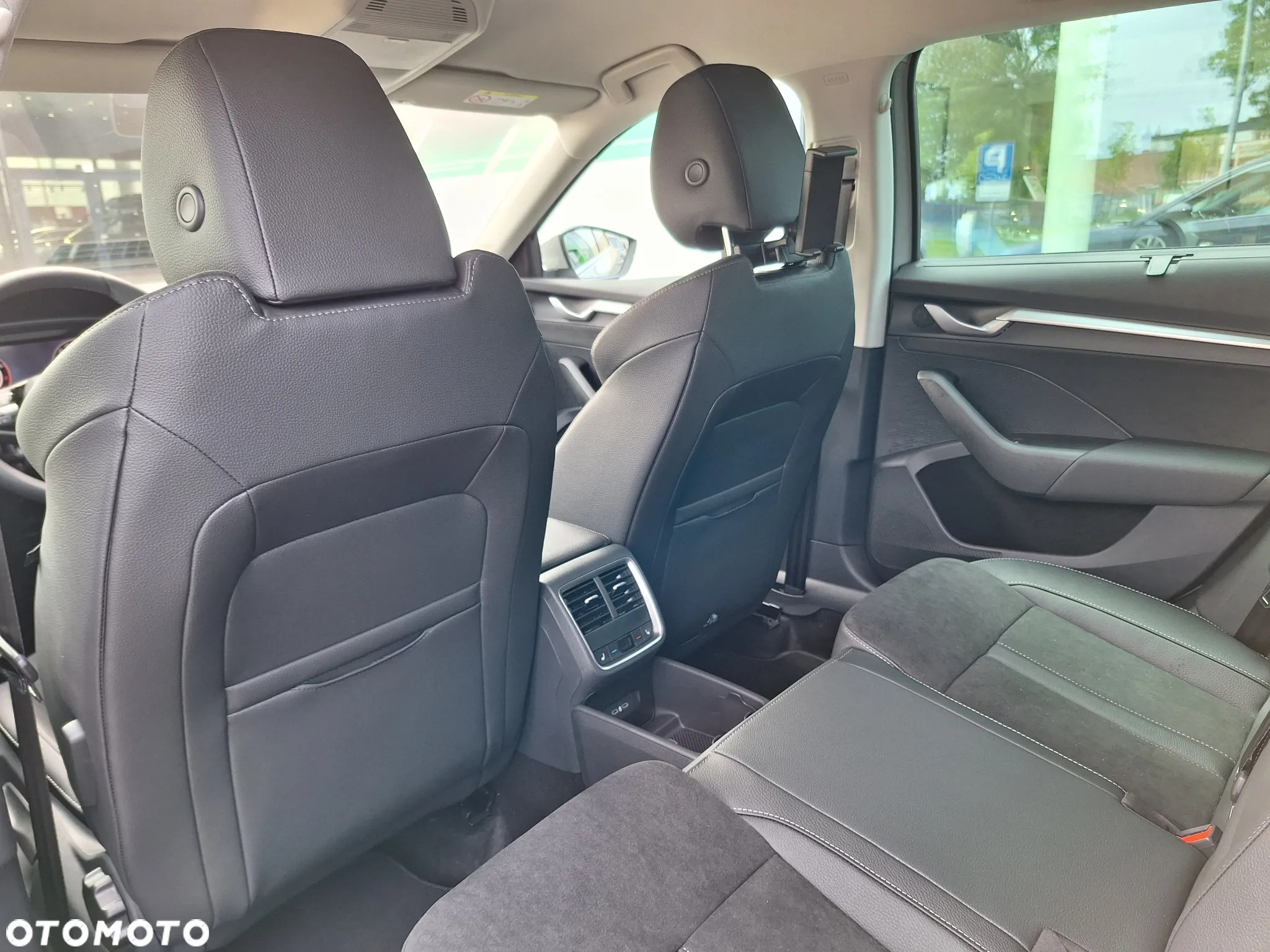 Skoda Octavia 2.0 TSI Selection 4x4 DSG - 11
