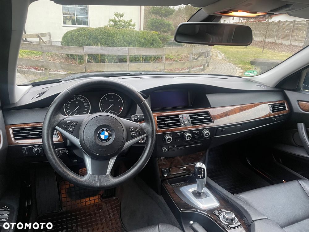 BMW Seria 5 530d - 14
