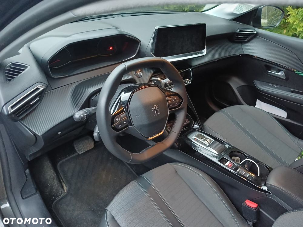 Peugeot 208 1.2 PureTech Active S&S EAT8 - 10