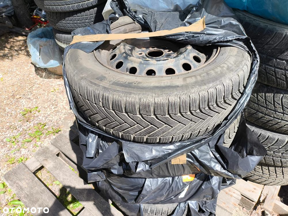 Toyota Avensis 1.8 Active - 18