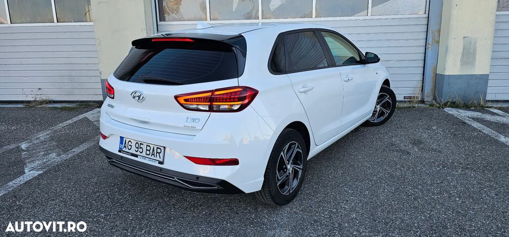 Hyundai i30 1.6 CRDI 48V-Hybrid DCT Prime - 29
