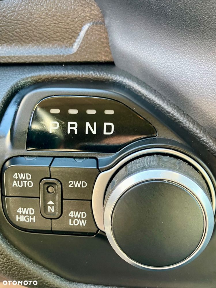 Dodge RAM - 36