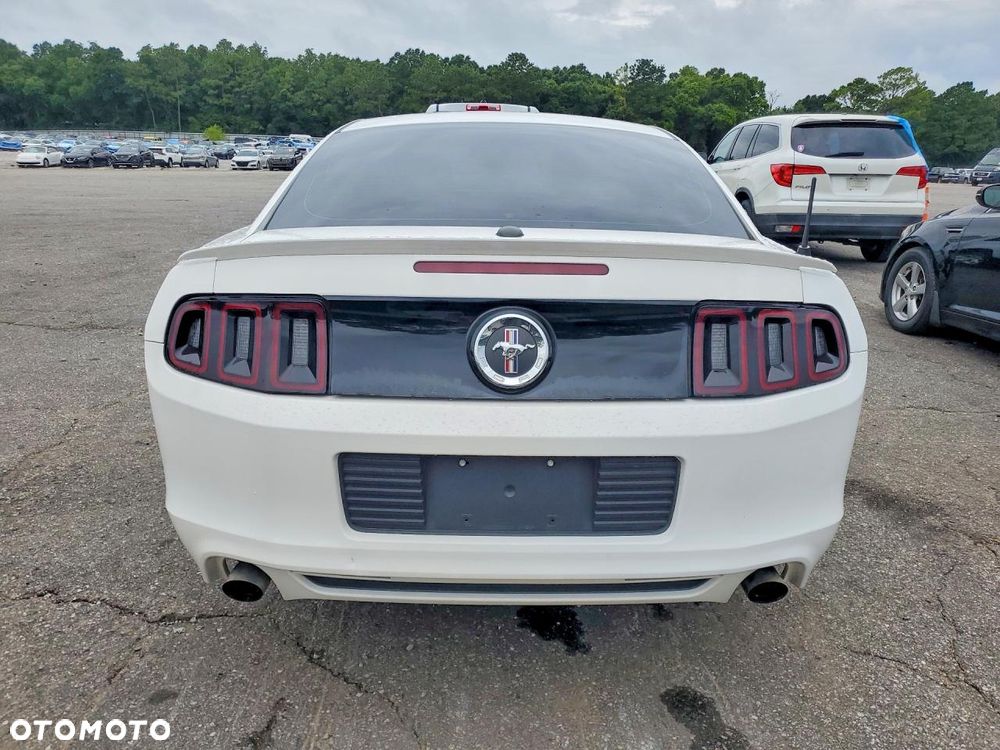 Ford Mustang 3.7 V6 Premium - 3