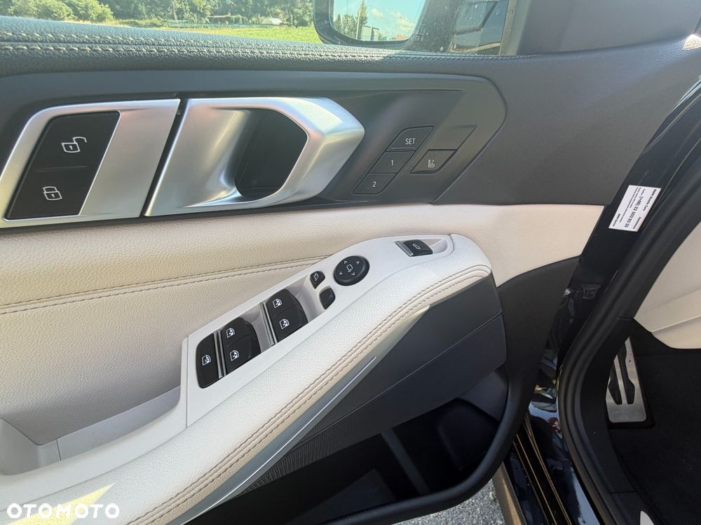 BMW X5 xDrive40i - 20