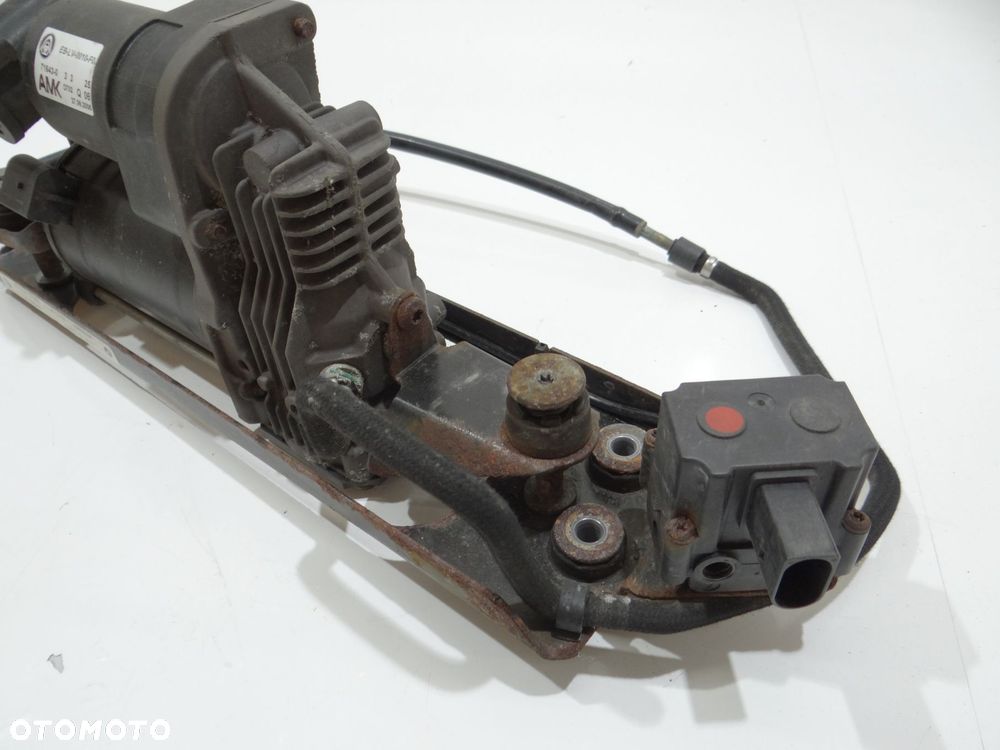 KOMPRESOR ZAWIESZENIA NIVO BMW E61 6777827 - 3