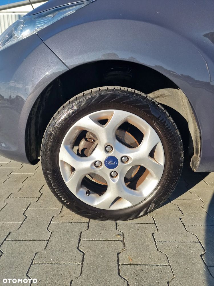 Ford Fiesta - 8