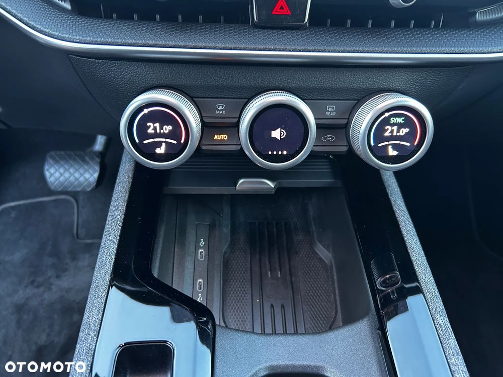 Skoda Superb 2.0 TSI 4x4 Selection DSG - 24