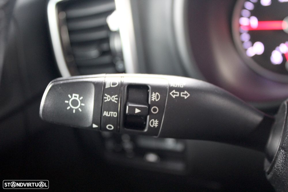 Kia Sportage - 16