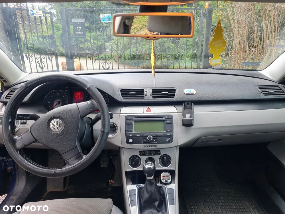 Volkswagen Passat - 7
