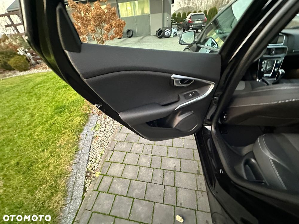 Volvo V40 T2 Drive-E Summum - 18