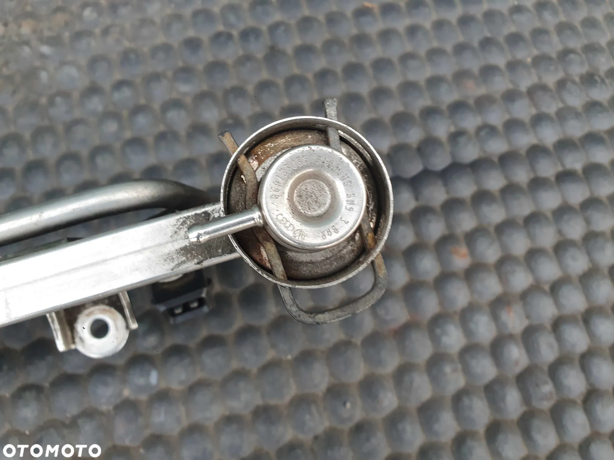 Listwa 06A133317E 06A133035 06A906031D Wtryskowa Wtryski Regulator Cisnienia Paliwa 1.8 20V VW Golf IV 4 Seat Leon I 1 Audi A3 8L Skoda - 5