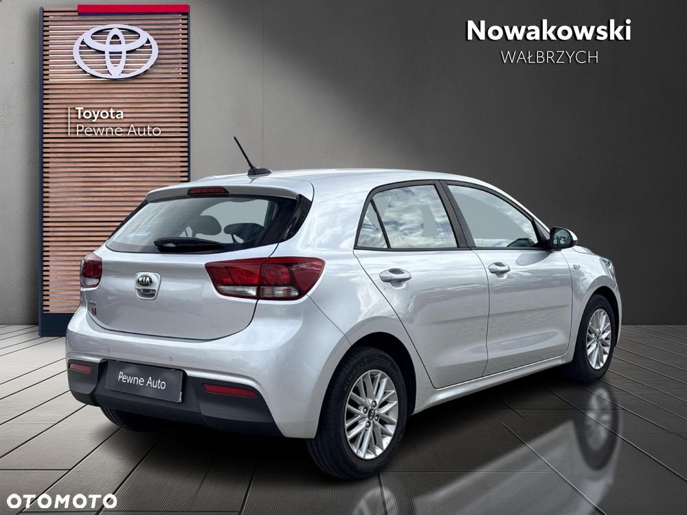 Kia Rio 1.4 L - 2