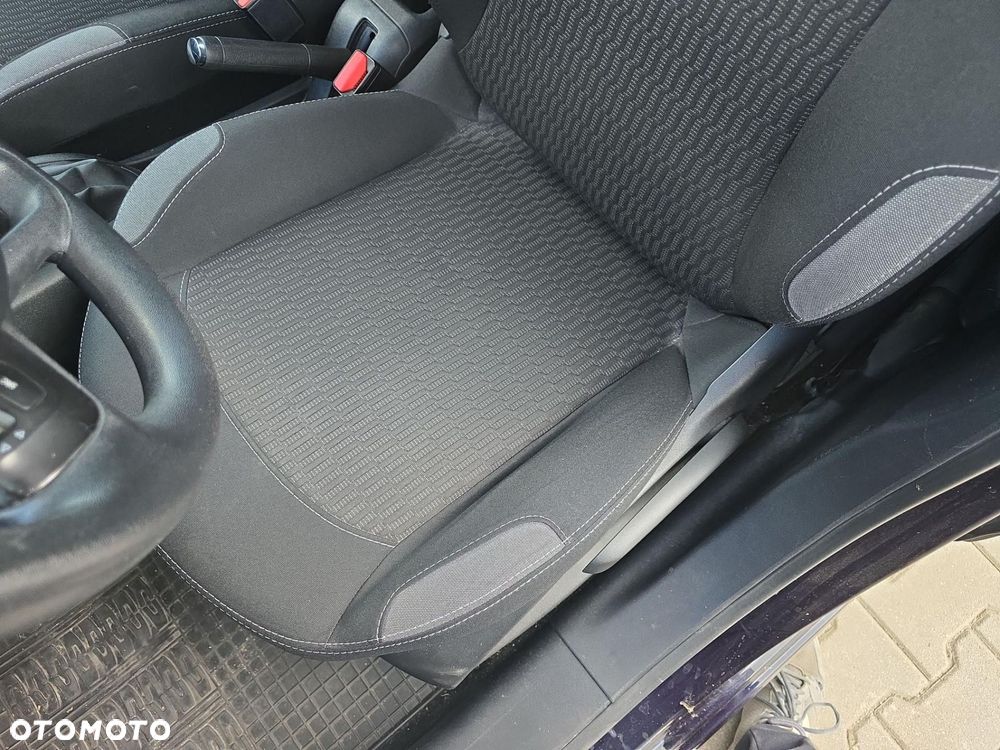 Peugeot 208 1.6 BlueHDi Active - 12