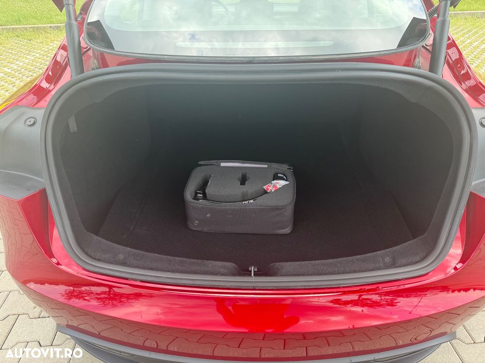 Tesla Model 3 Long Range AWD Premium - 8