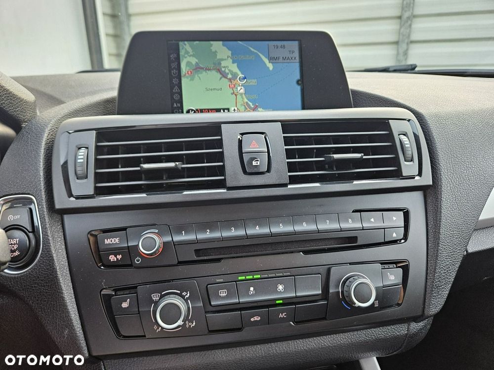 BMW Seria 1 116i Sport Line - 39