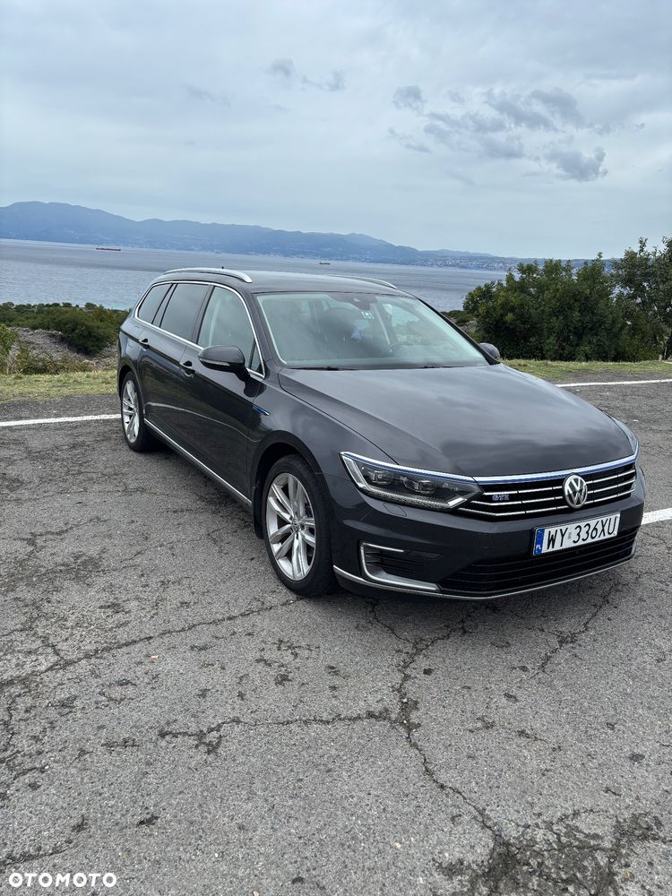 Volkswagen Passat - 6