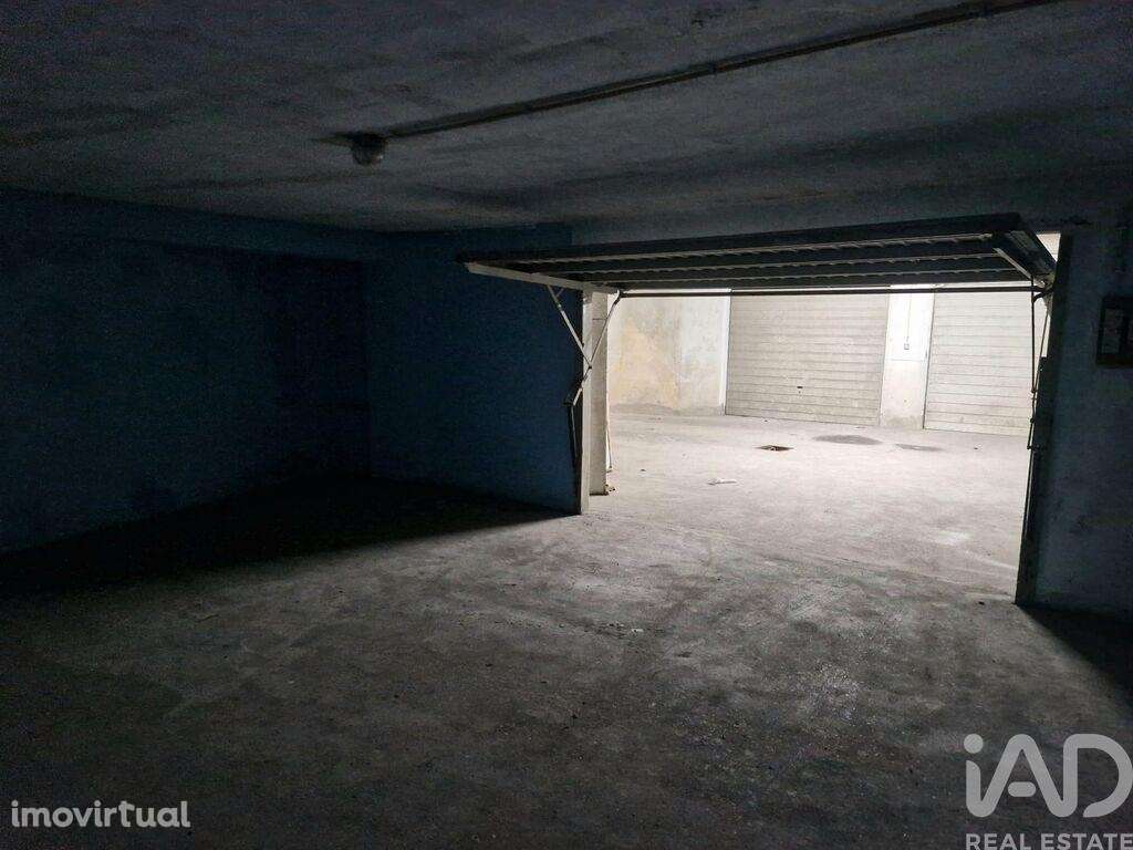Parque de Estacionamento / Garagem / Box em Viana do Castelo e Meadela - Grande imagem: 3/9