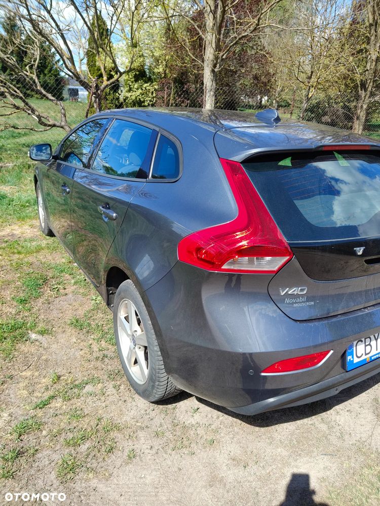 Volvo V40 D2 Kinetic - 5
