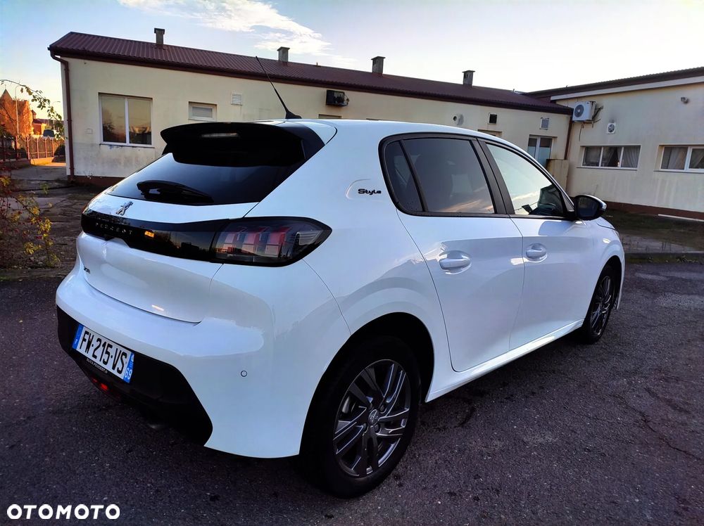 Peugeot 208 1.2 PureTech Style S&S - 3