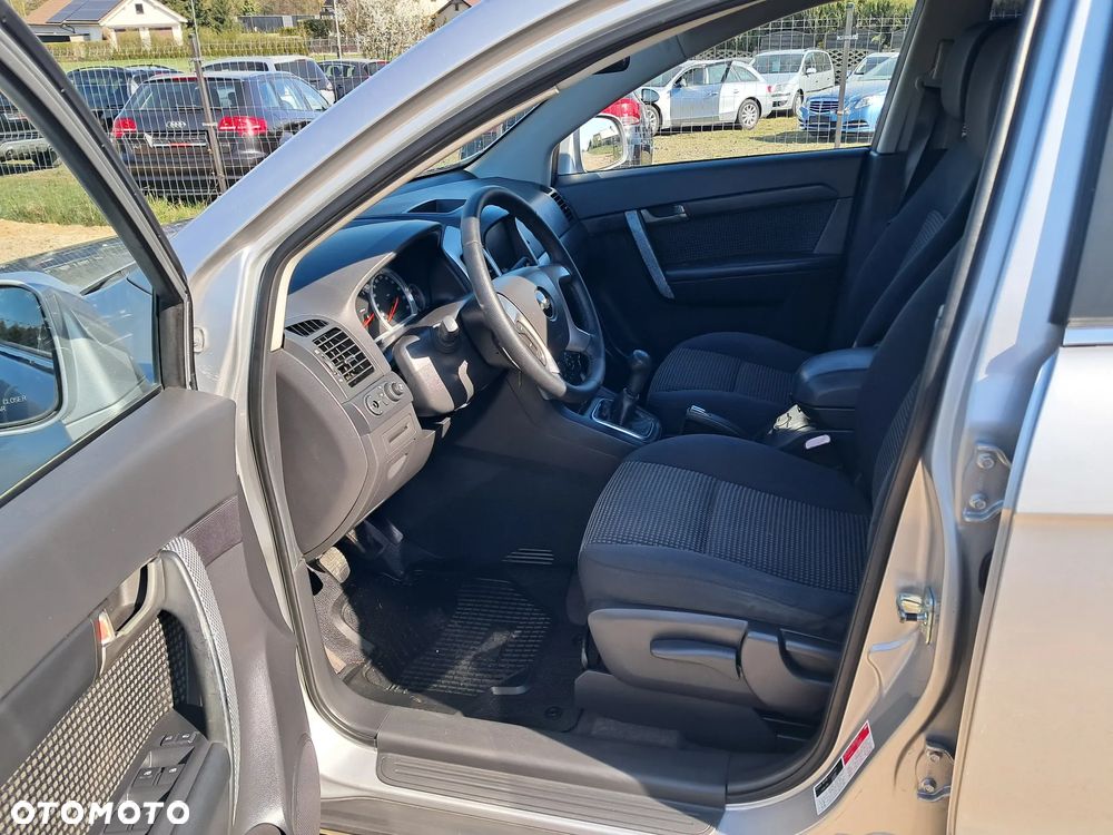 Chevrolet Captiva 2.4 2WD 5 Sitzer LS - 12