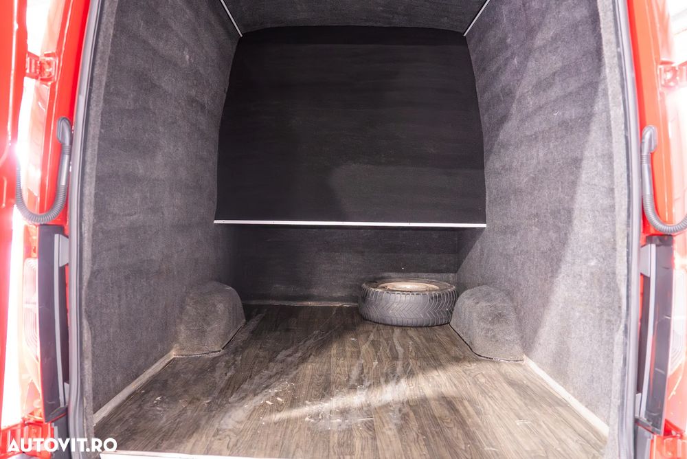 Mercedes-Benz Sprinter - 21