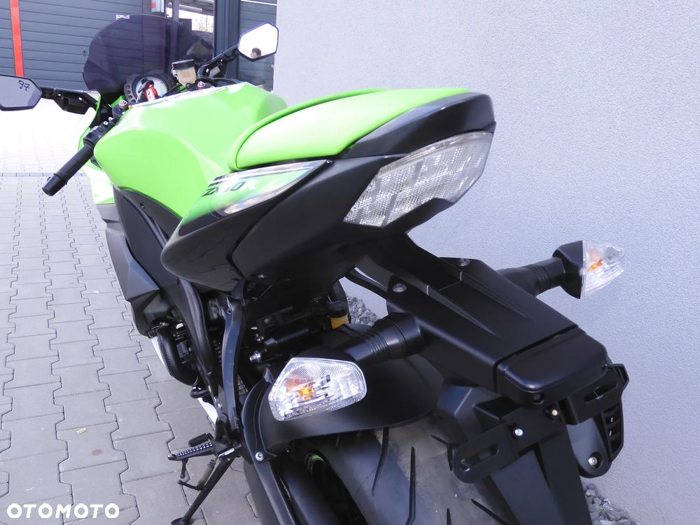 Kawasaki Ninja - 32