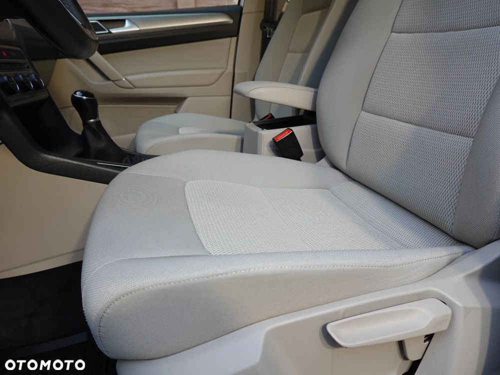 Volkswagen Golf Sportsvan SV 1.2 TSI BMT Comfortline - 25