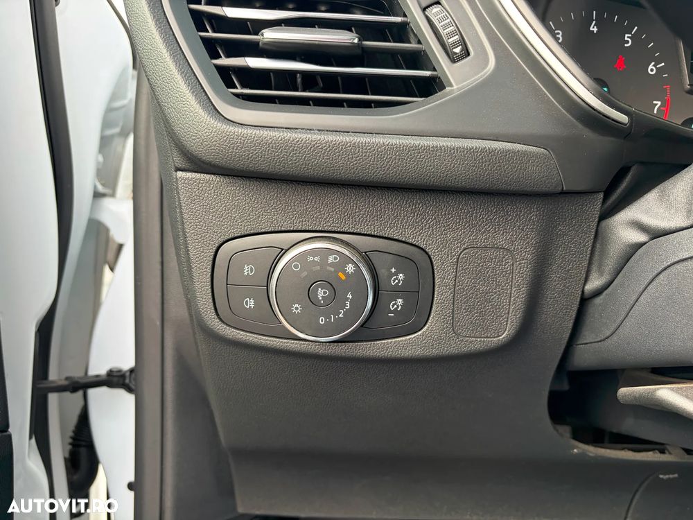 Ford Focus 1.0 EcoBoost Connected - 18