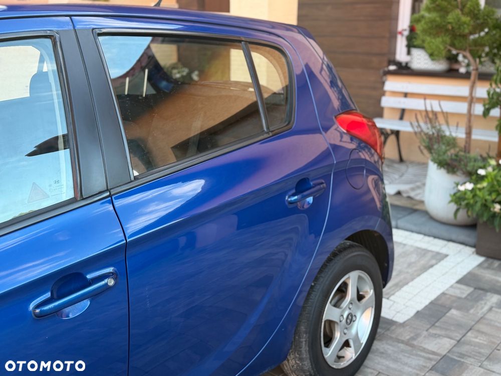 Hyundai i20 1.1 CRDi Trend - 30