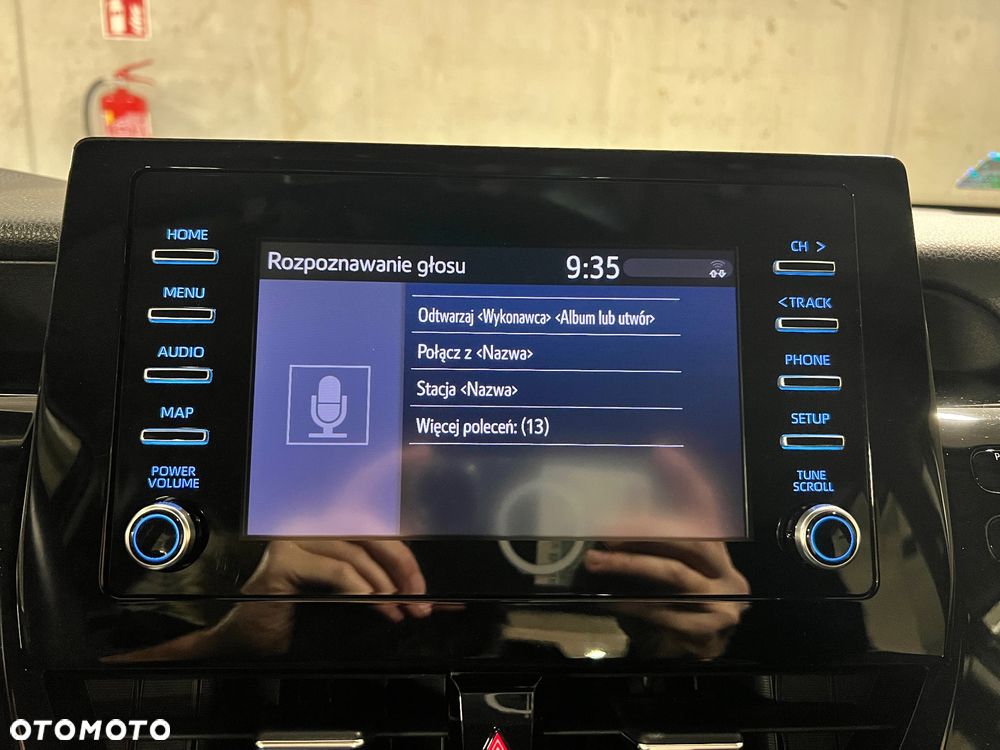 Toyota Camry 2.5 Hybrid Comfort CVT - 32