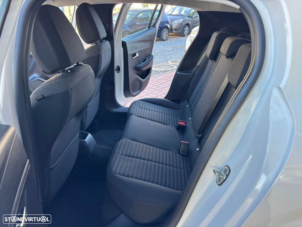 Peugeot 208 1.2 PureTech Active Pack - 11