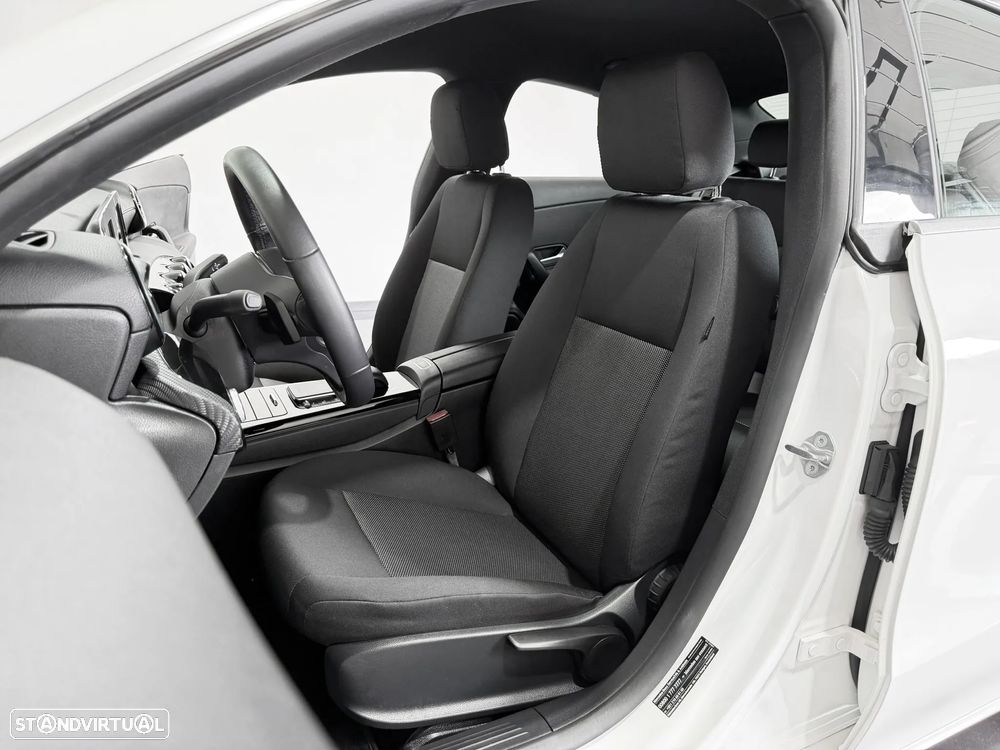 Mercedes-Benz CLA 180 d Progressive Aut. - 7