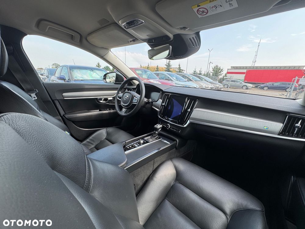 Volvo S90 D4 Geartronic Momentum Pro - 19