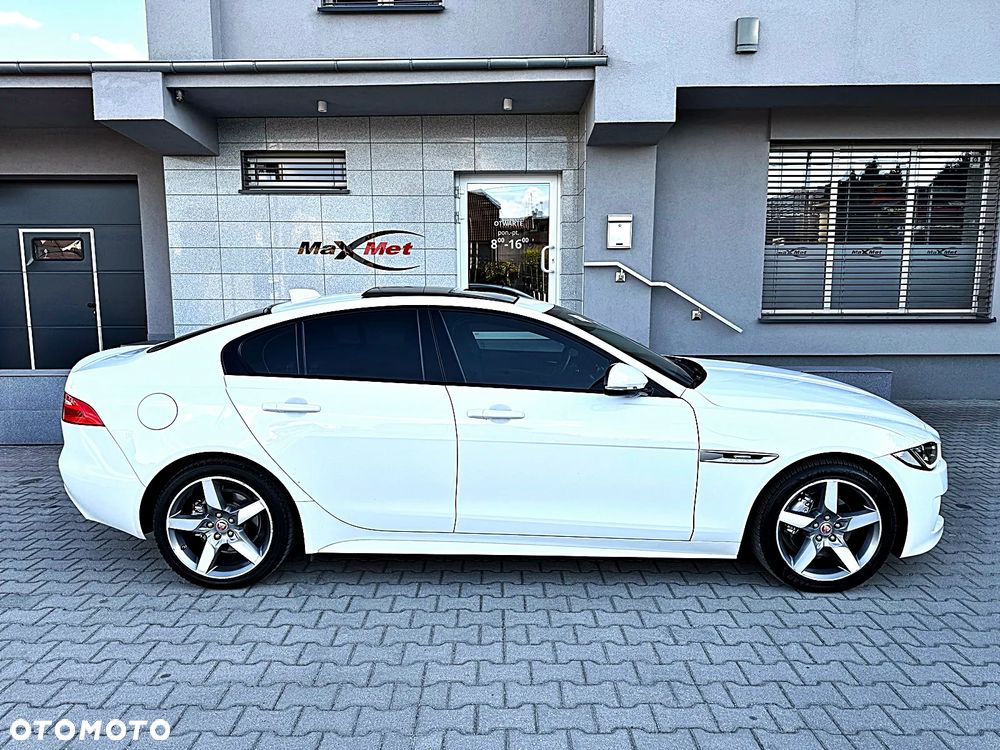 Jaguar XE 20d R-Sport - 7
