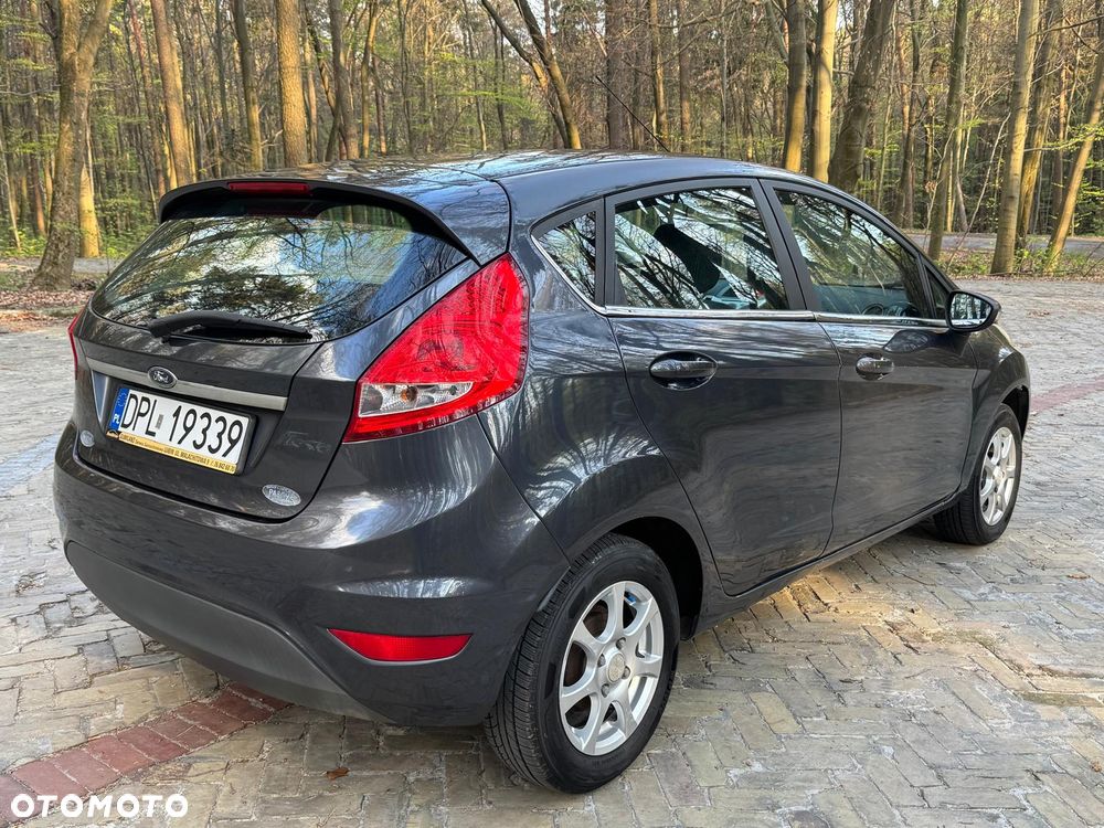 Ford Fiesta 1.6 Titanium - 9