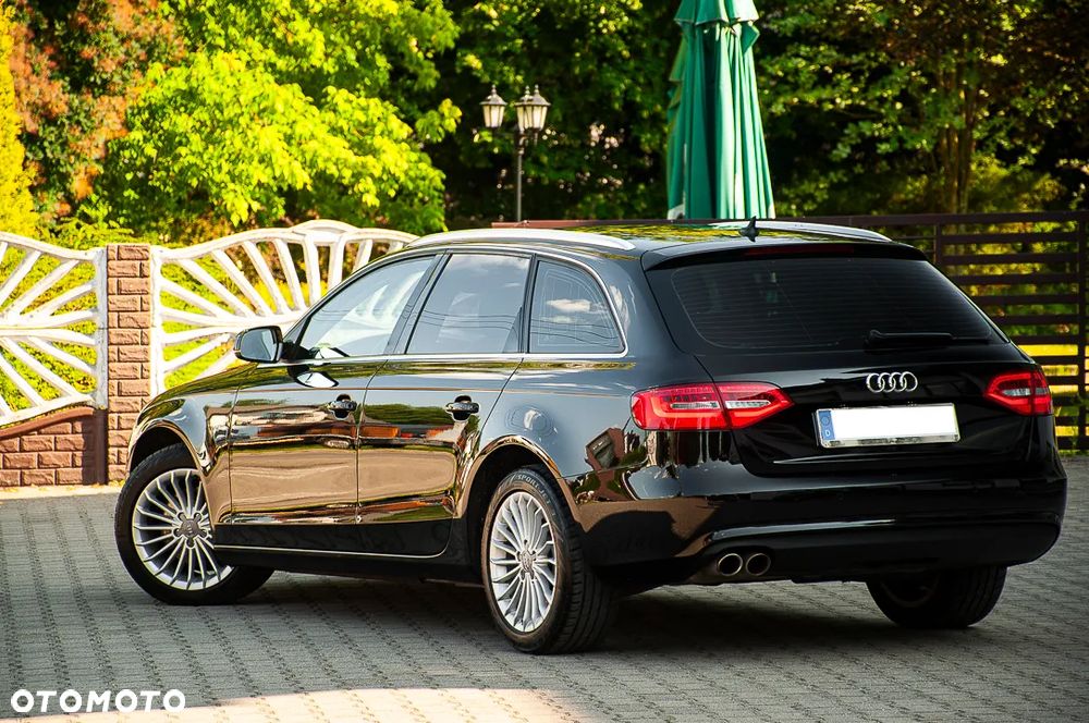 Audi A4 Avant 2.0 TDI DPF clean diesel multitronic Ambiente - 13
