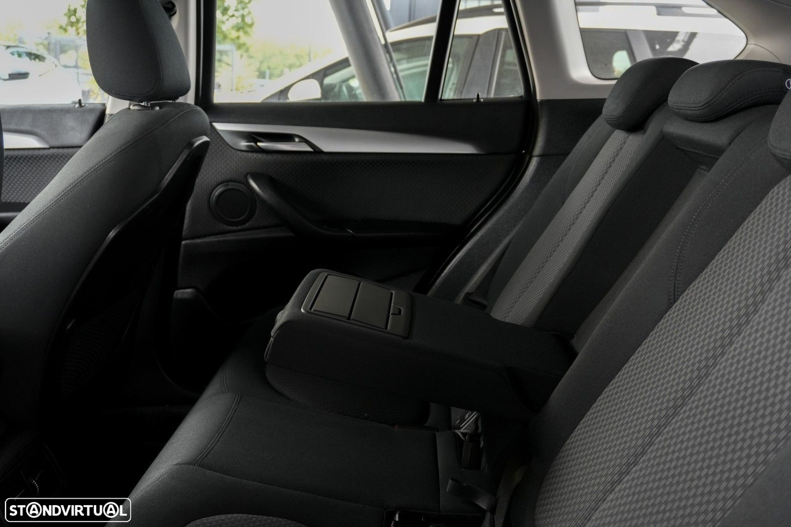 BMW X1 xDrive25e - 39