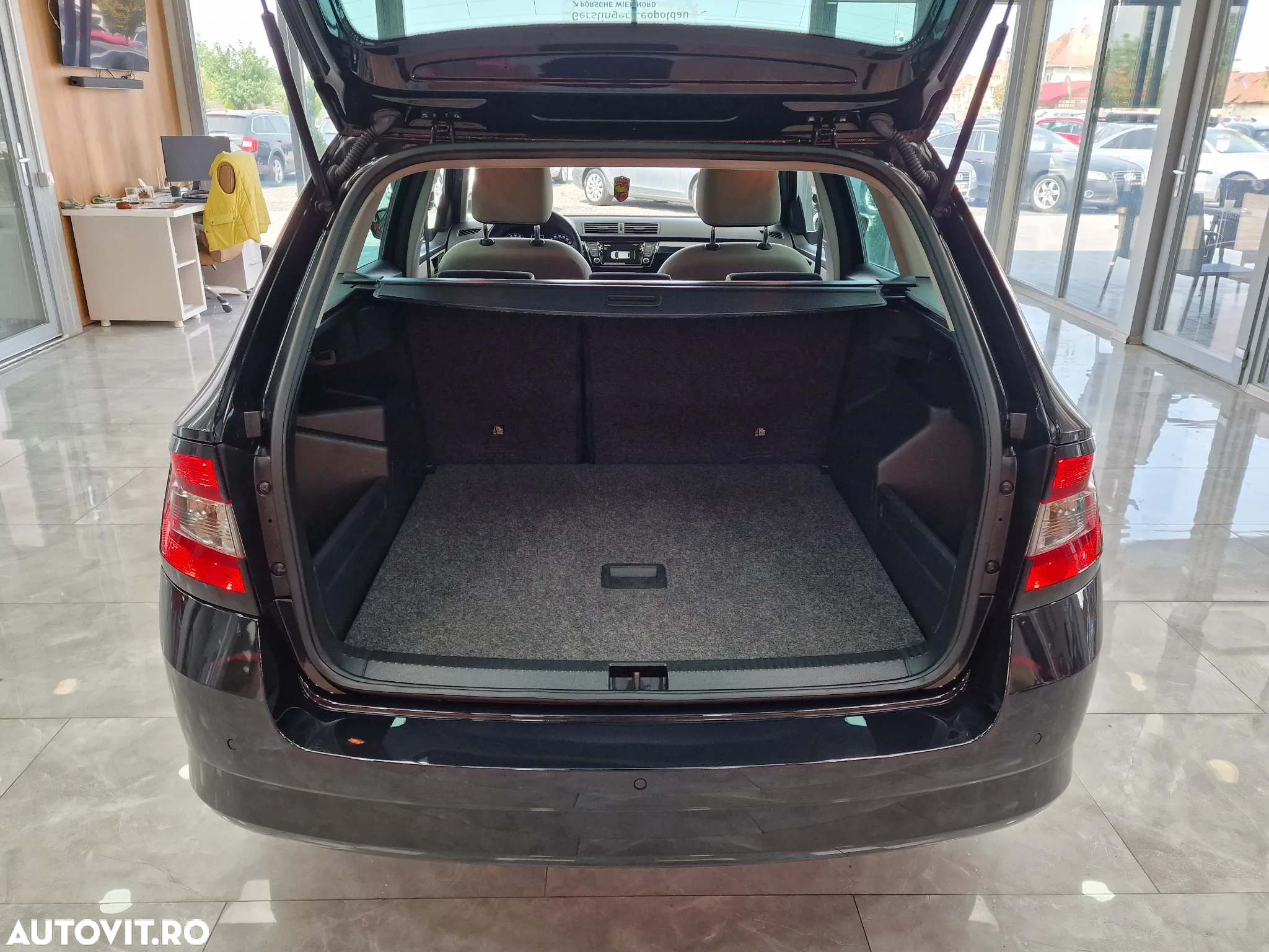 Skoda Fabia - 12