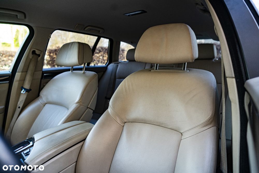 BMW Seria 5 520d - 12