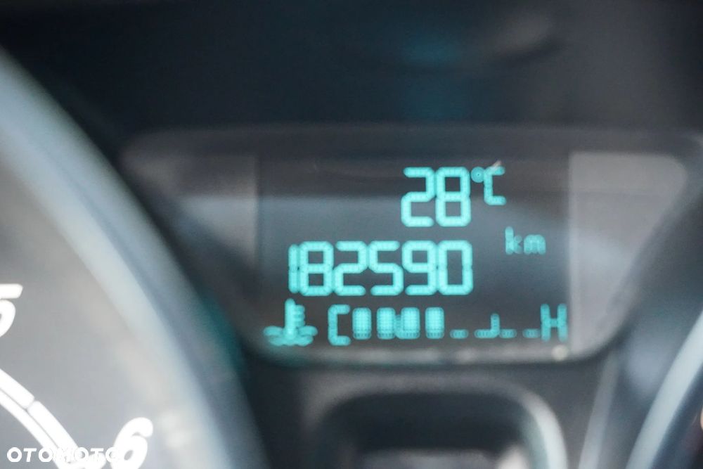 Ford Fiesta 1.25 Silver X (Ambiente) EU6 - 29