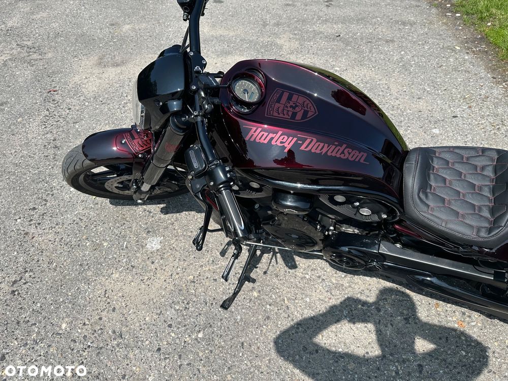 Harley-Davidson V-Rod Night Rod - 12