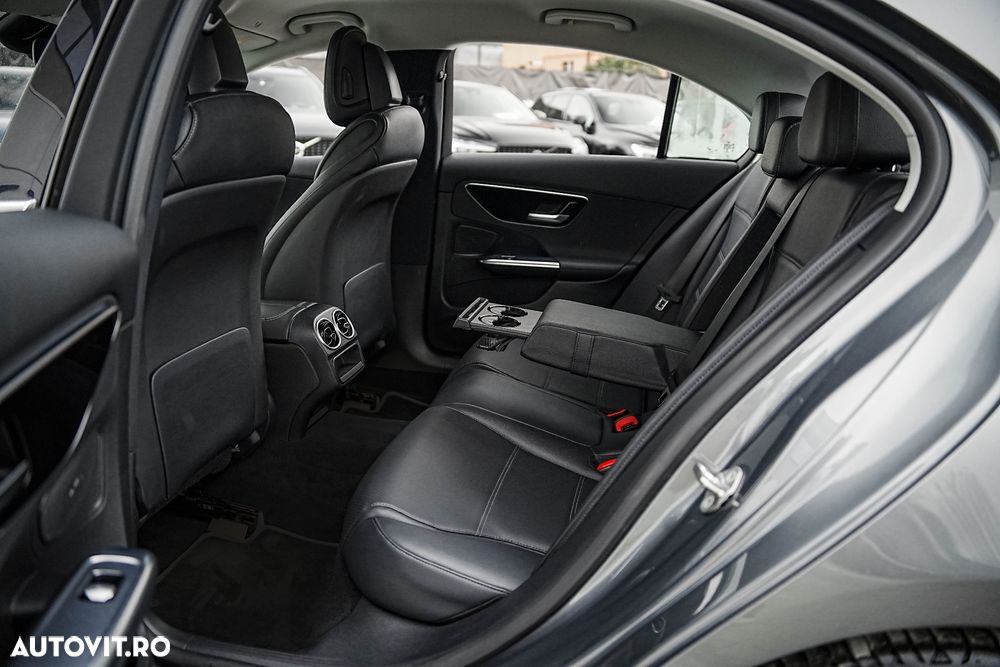 Mercedes-Benz C 220 d 9G-TRONIC - 12