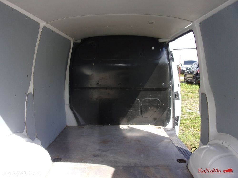 Volkswagen Transporter - 27
