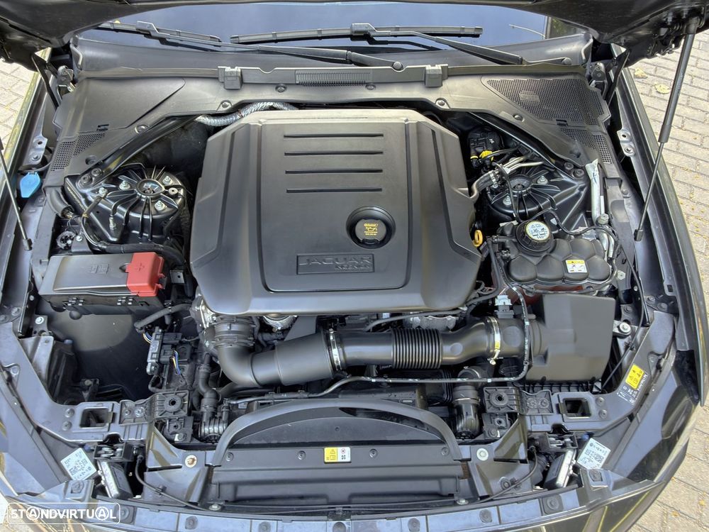 Jaguar XE 2.0 D Prestige Aut. - 56